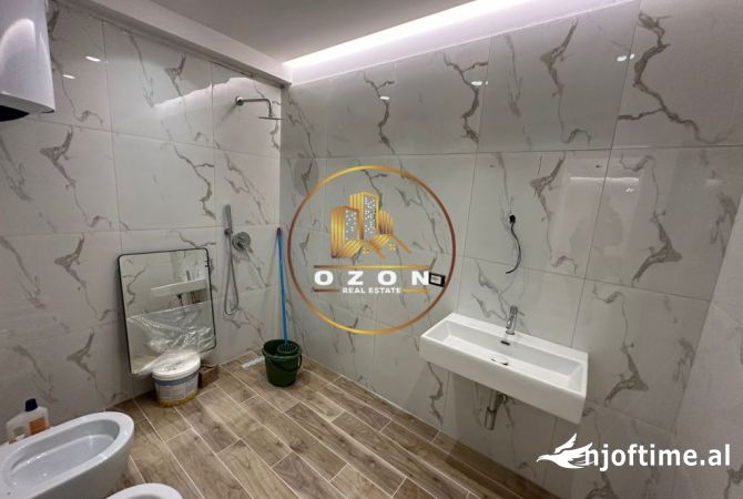 Shtepi me qera Apartament ne Tirane, 2+1, Mobilimi E mobiluar, Pagesa 550  Euro.
