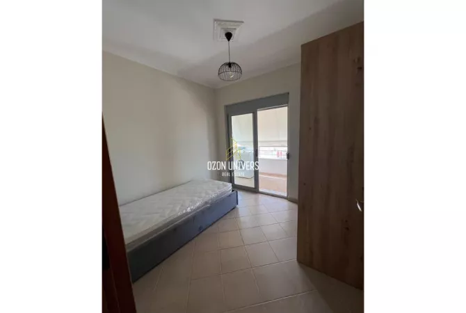 Shtepi me qera Apartament ne Tirane, 3+1, Mobilimi E mobiluar, Pagesa 550  Euro.