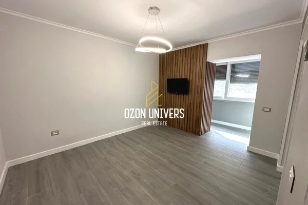 Business Property for Rent 1+1 in Tirana - 500 Euro