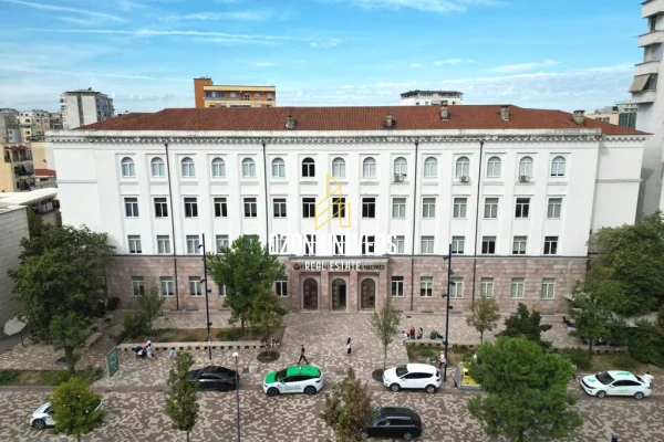 Casa in vendita 3+1 a Tirana - 580,000 Euro