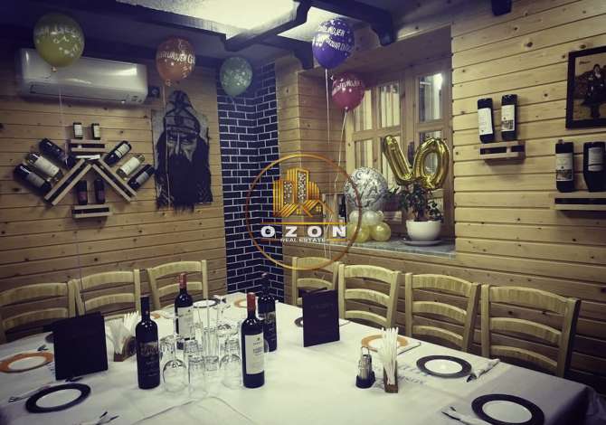 Ambient biznesi me qera 2+1 ne Tirane - 1,100 Euro