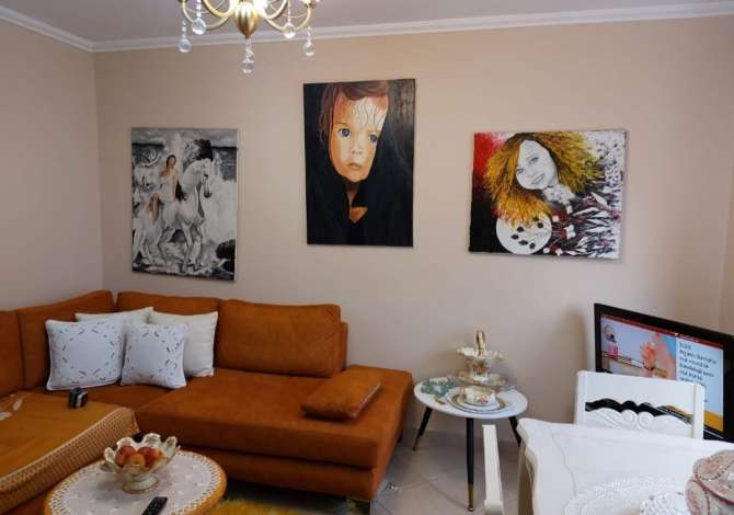 Shtepi me qera 1+1 ne Tirane - 380 Euro