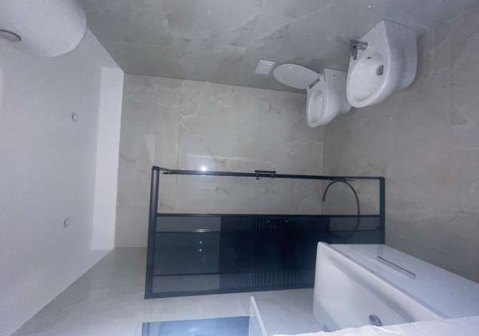 Shtepi me qera 2+1 ne Tirane - 450 Euro