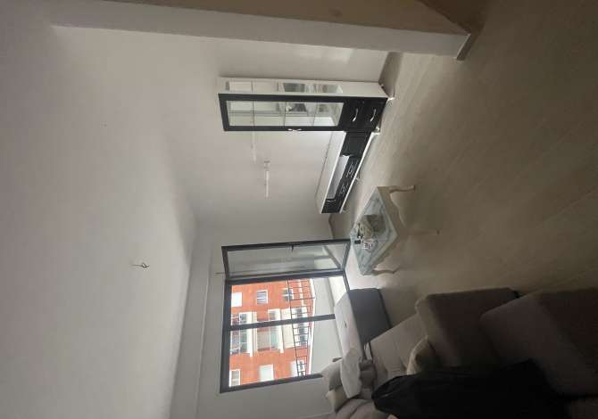 Shtepi me qera 2+1 ne Tirane - 450 Euro
