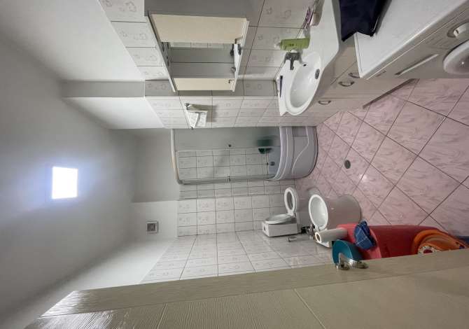 Shtepi me qera 1+1 ne Tirane - 270 Euro