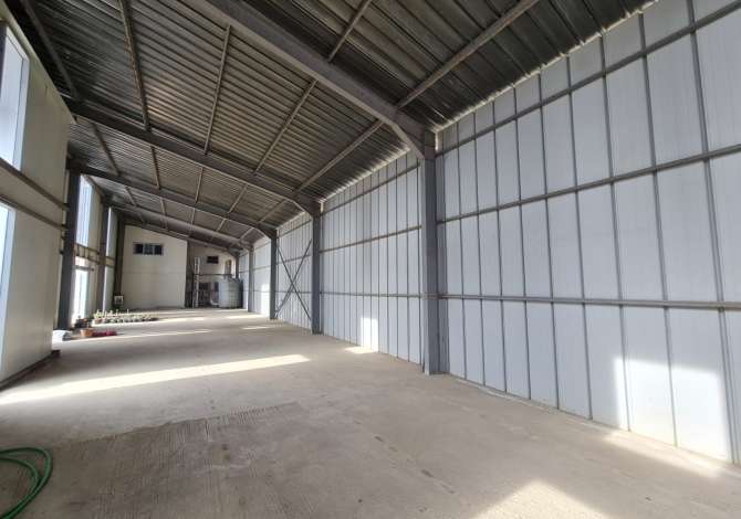 Ambient biznesi me qera 4+1 ne Tirane - 750 Euro