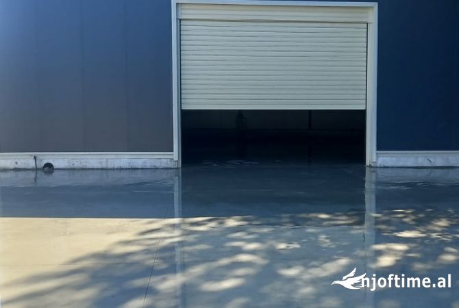 Ambient biznesi ne shitje 4+1 ne Tirane - 350,000 Euro