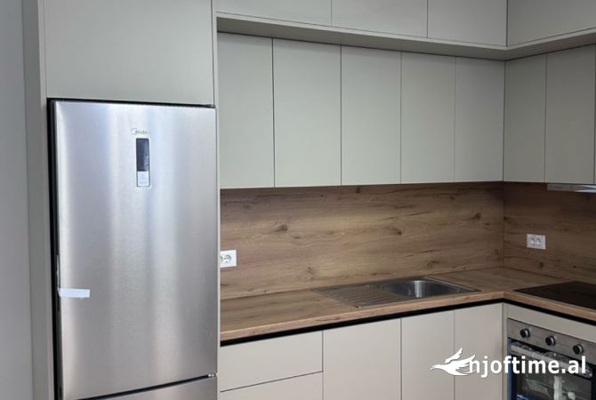 Shtepi me qera Apartament ne Tirane, 2+1, Mobilimi E mobiluar, Pagesa 500  Euro.