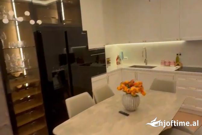 Shtepi ne shitje 2+1 ne Tirane - 298,000 Euro