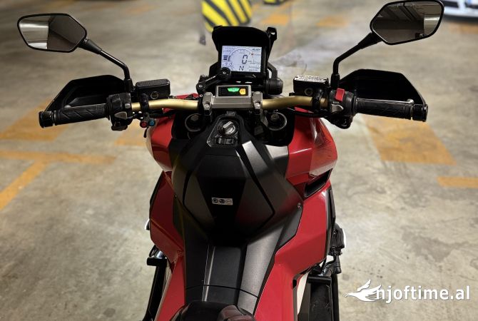 Motorra ne shitje  ne Tirane - 850,000 Leke