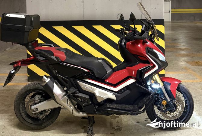 Motorra ne shitje  ne Tirane - 850,000 Leke