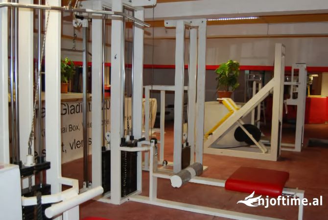 Pajisje sporti dhe palestre  ne Tirane - 200 Euro