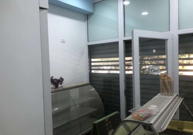 Dyqan per shitje ne Astir