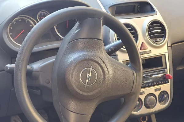Cars for sale in Tirana - 2,700 Euro