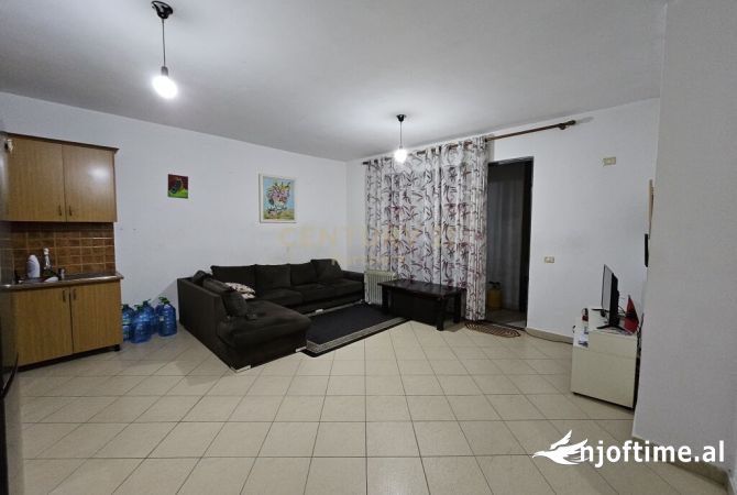 Shtepi ne shitje 2+1 ne Tirane - 110,000 Euro