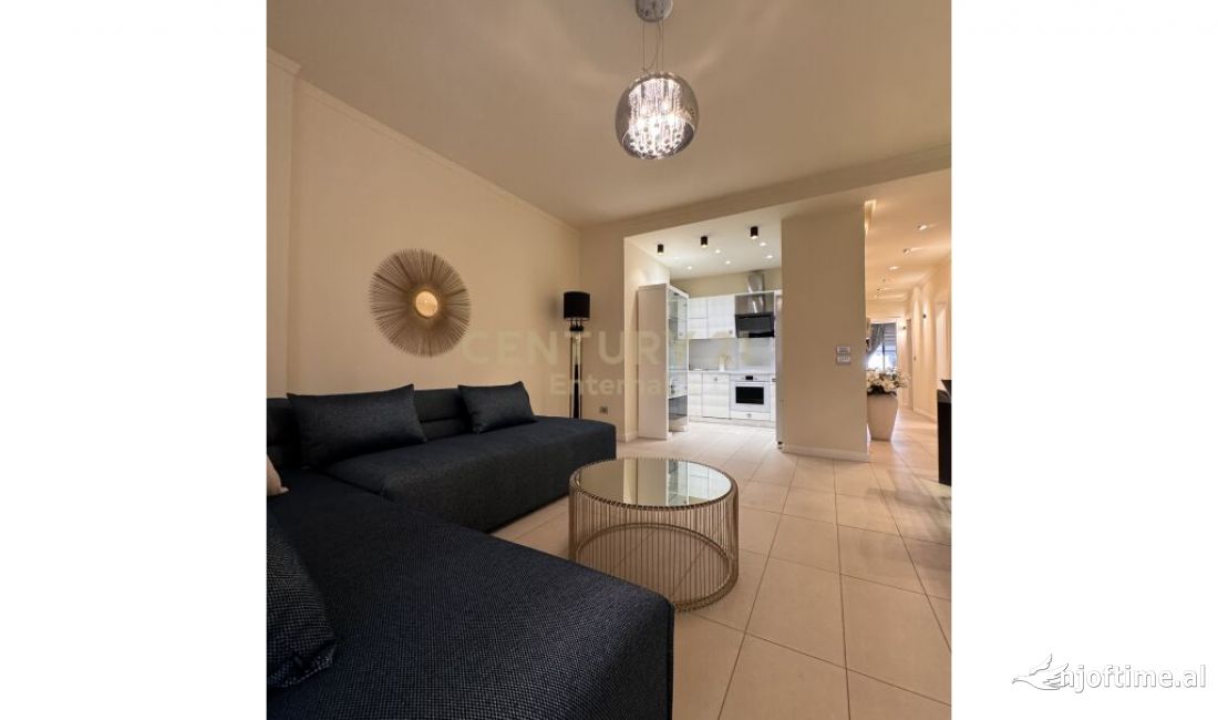 Shtepi me qera Apartament ne Tirane, 3+1, Mobilimi E mobiluar, Pagesa 1,300  Euro.