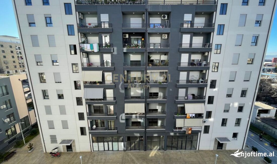 Shtepi ne shitje Apartament ne Tirane, 2+1, Mobilimi Bosh, pa mobiluar, Pagesa 155,000  Euro.