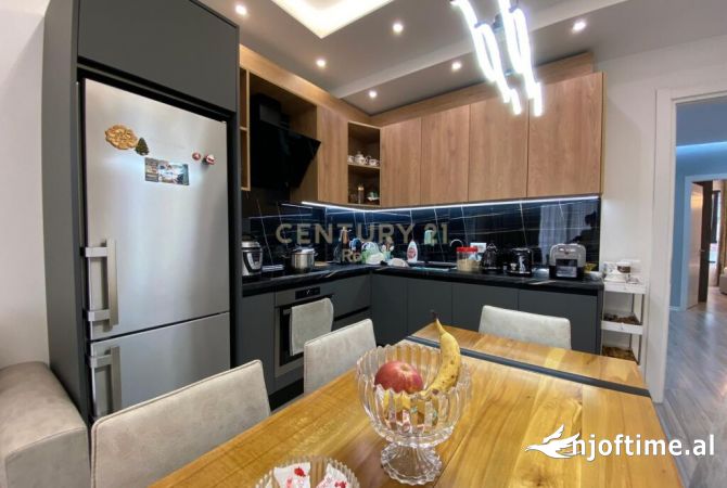 Shtepi ne shitje 2+1 ne Tirane - 187,000 Euro