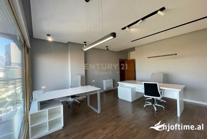 Ambient biznesi me qera 3+1 ne Tirane - 3,000 Euro