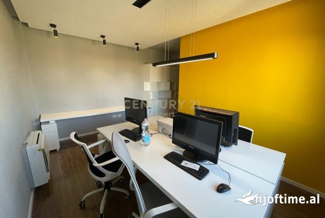Ambient biznesi me qera 3+1 ne Tirane - 3,000 Euro