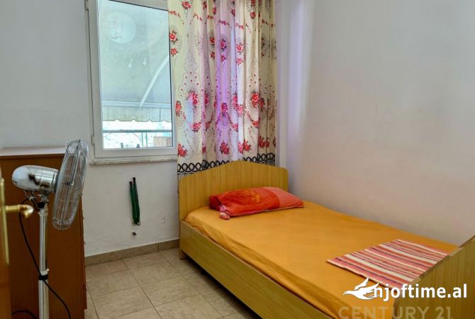 Shtepi me qera 2+1 ne Tirane - 550 Euro