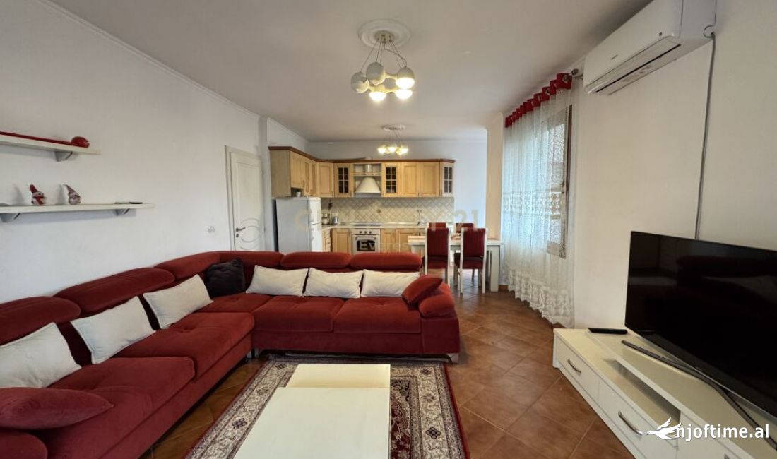 Shtepi me qera Apartament ne Tirane, 2+1, Mobilimi E mobiluar, Pagesa 590  Euro.