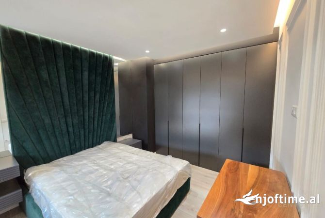 Shtepi me qera Apartament ne Tirane, 1+1, Mobilimi E mobiluar, Pagesa 600  Euro.