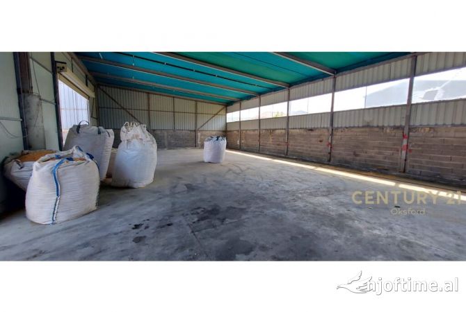 Ambient biznesi me qera 4+1 ne Tirane - 1,300 Euro