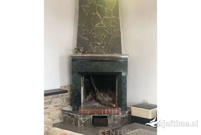 Shtepi me qera 2+1 ne Tirane - 550 Euro