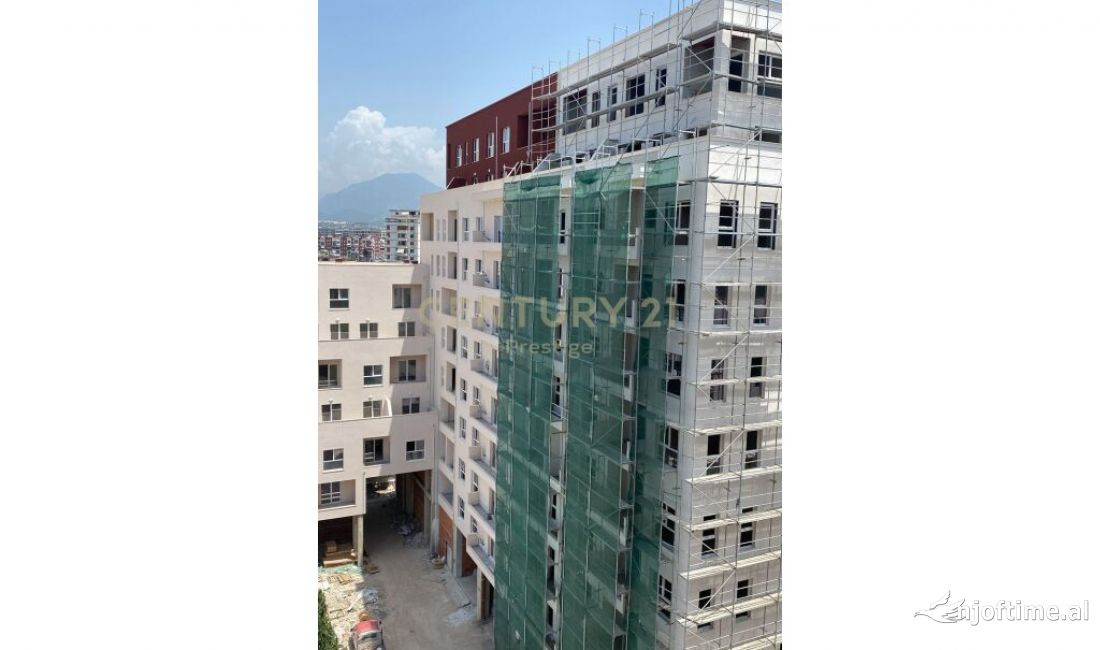 Shtepi ne shitje Apartament ne Tirane, 2+1, Mobilimi Bosh, pa mobiluar, Pagesa 146,000  Euro.