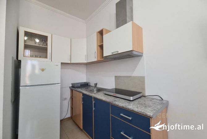Shtepi me qera 1+1 ne Tirane - 400 Euro