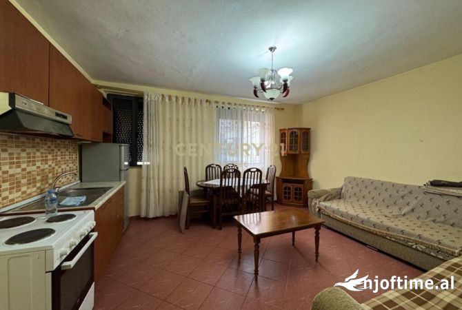 Shtepi me qera 1+1 ne Tirane - 400 Euro