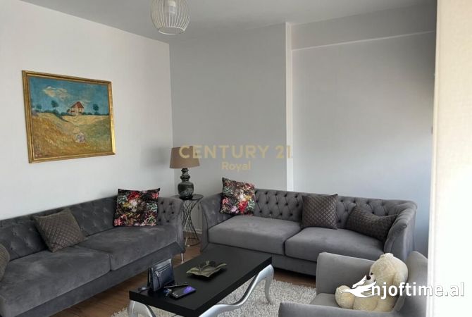 Shtepi me qera 2+1 ne Tirane - 800 Euro