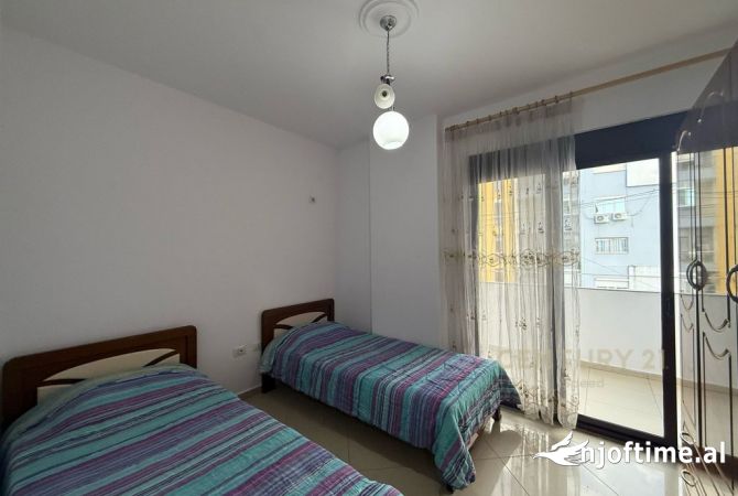 Shtepi me qera 2+1 ne Tirane - 500 Euro