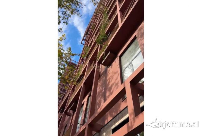 Ambient biznesi me qera 3+1 ne Tirane - 850 Euro