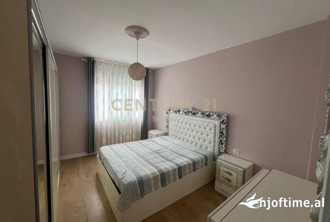 Shtepi me qera Apartament ne Tirane, 1+1, Mobilimi E mobiluar, Pagesa 550  Euro.