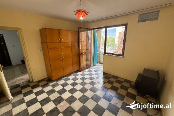 Shtepi ne shitje 2+1 ne Tirane - 120,000 Euro