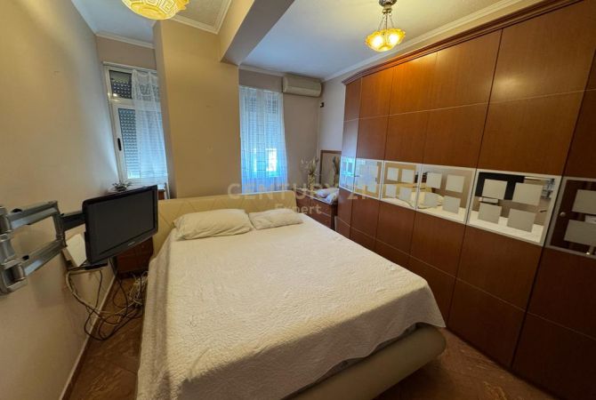 Shtepi me qera 2+1 ne Tirane - 800 Euro