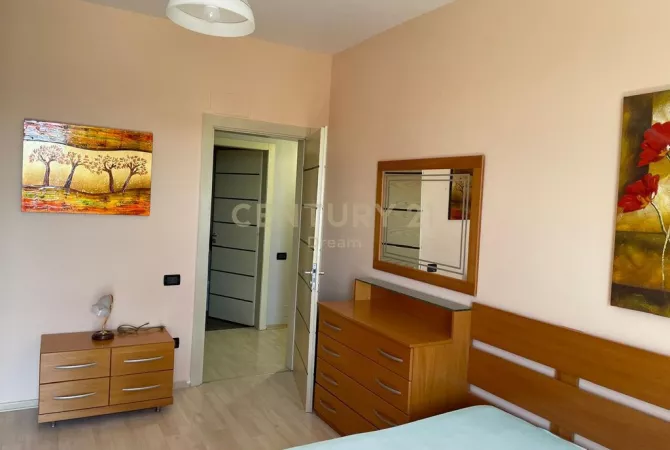 Shtepi me qera 2+1 ne Tirane - 550 Euro