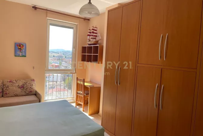 Shtepi me qera 2+1 ne Tirane - 550 Euro