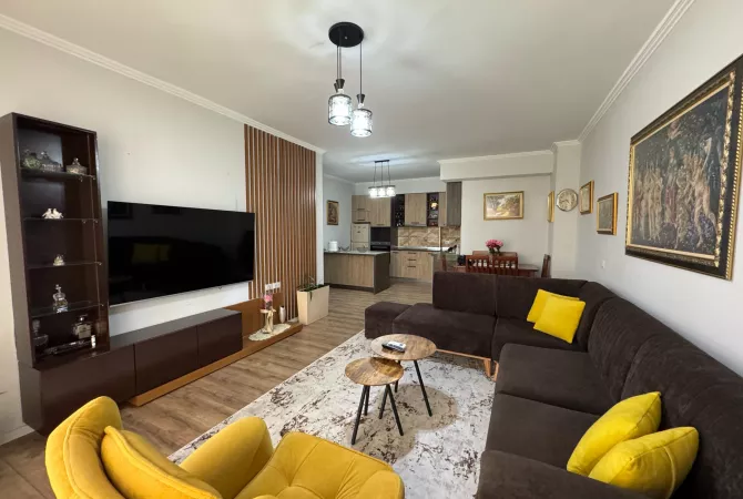 Shtepi ne shitje 2+1 ne Tirane - 150,000 Euro