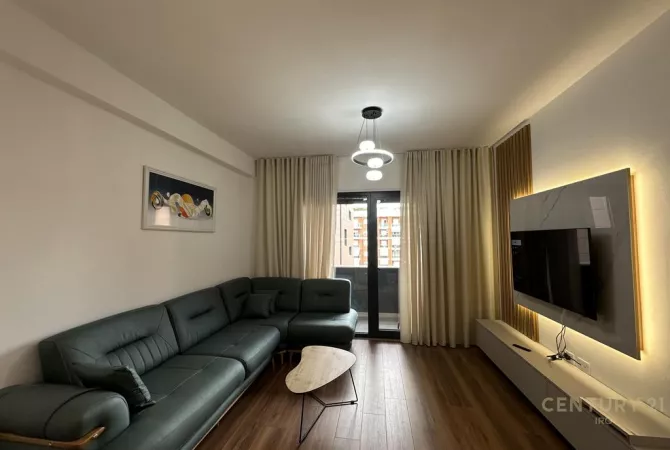 Shtepi me qera 2+1 ne Tirane - 700 Euro