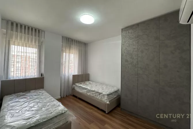 Shtepi me qera Apartament ne Tirane, 2+1, Mobilimi E mobiluar, Pagesa 700  Euro.