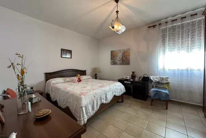 Shtepi ne shitje 2+1 ne Tirane - 250,000 Euro