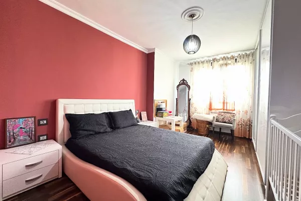 Shtepi ne shitje 3+1 ne Tirane - 200,000 Euro