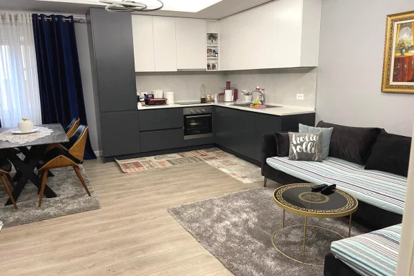 Shtepi ne shitje 3+1 ne Tirane - 250,000 Euro