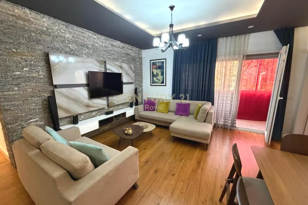 Shtepi ne shitje 3+1 ne Tirane - 250,000 Euro