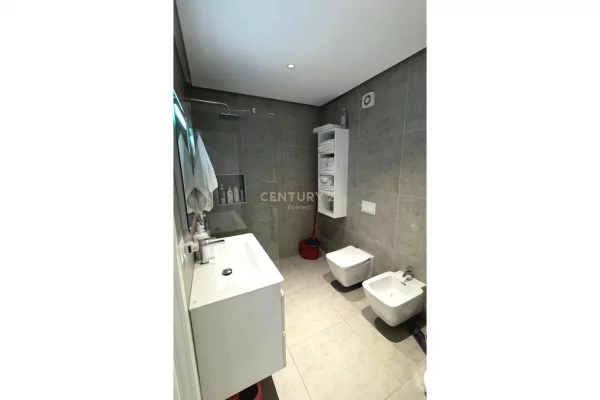 Shtepi ne shitje 1+1 ne Tirane - 170,000 Euro