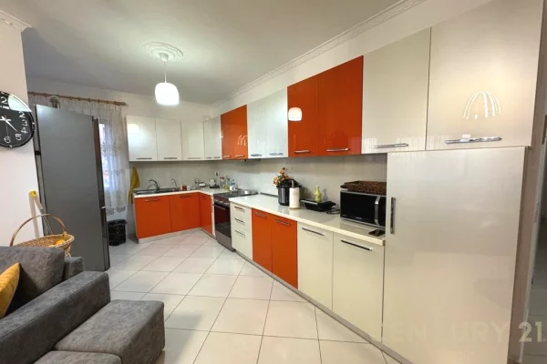 Apartment for sale in Tirana 2+1, Furnished