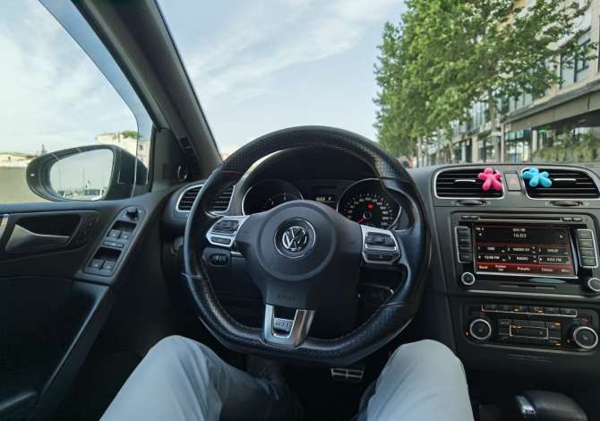 Jepet me qera Golf 6 duke filluar nga 37 euro dita 